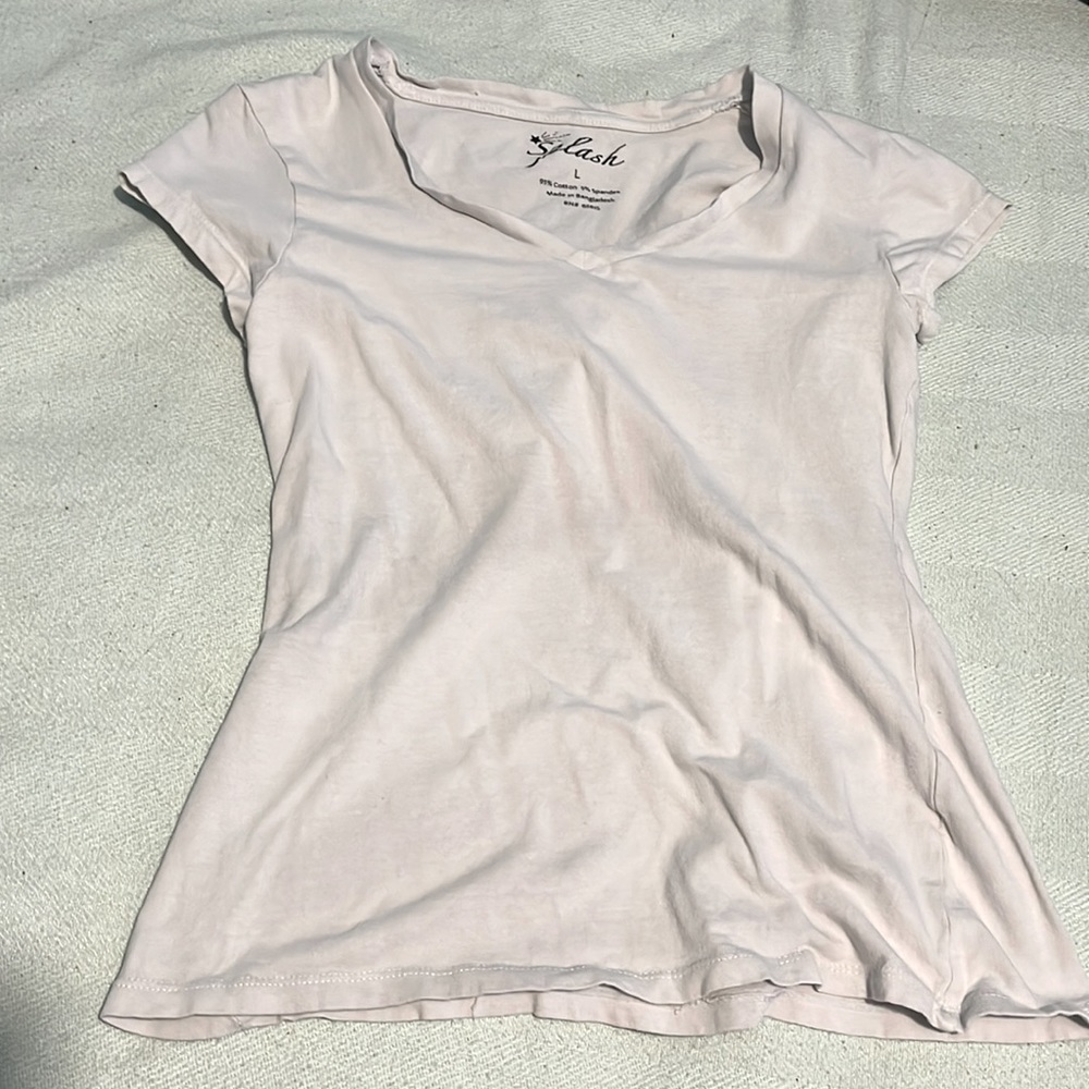 White splash L v neck t